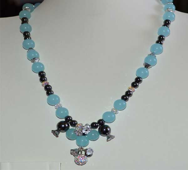 Χειροποίητο κολιέ με επεξεργασμένο χαλαζία