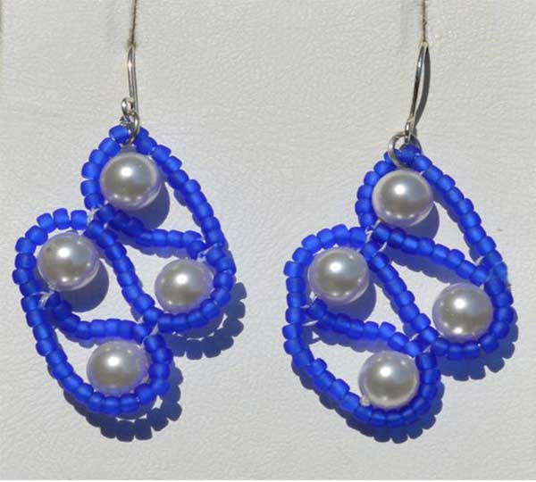 Σκουλαρίκια από Swarovski πέρλες και γυάλινες χάντρες