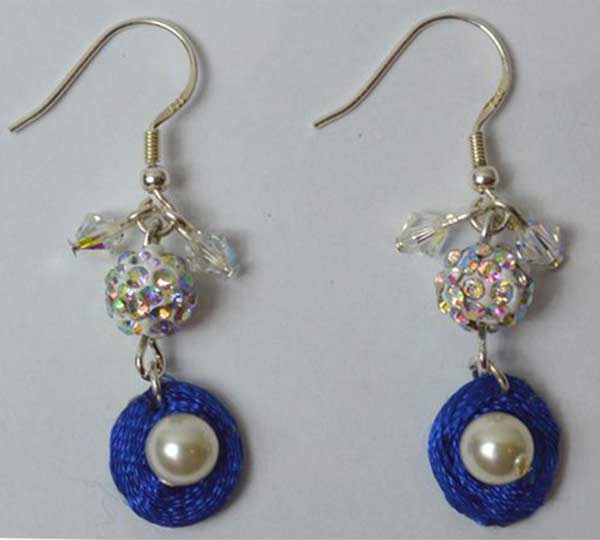 Χειροποίητα σκουλαρίκια από πέρλες και χάντρες swarovski