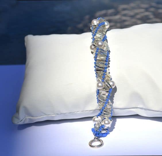 Βραχιόλι σπιράλ από γυάλινες χάντρες και πέρλες Swarovski 