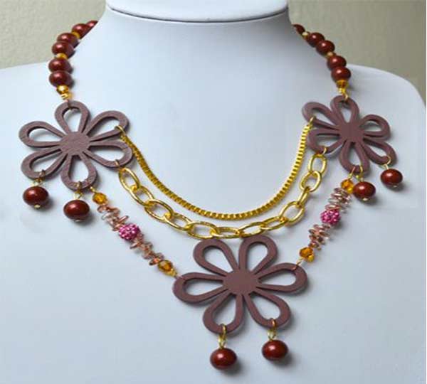 Χειροποίητο κολιέ με κρυστάλλινες πέρλες Swarovski