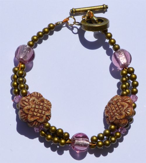 Βραχιόλι από ζιργκόν,χάντρες από πηλό και antique λεπτομέρειες